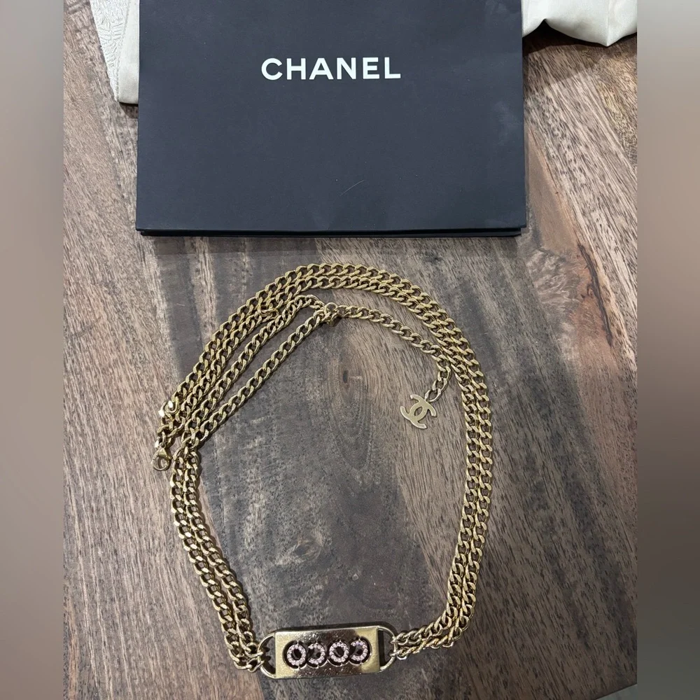 Authentic COCO CHANEL pink Rhinestone gold belt chain 75cm